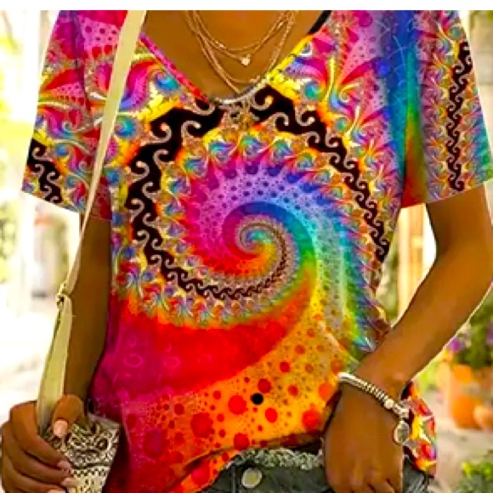 Colorful Spiral Pattern Women's Top